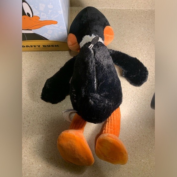 Scentsy Buddy Looney Tunes Daffy Duck Plush + Scent Pack - Picture 6 of 8